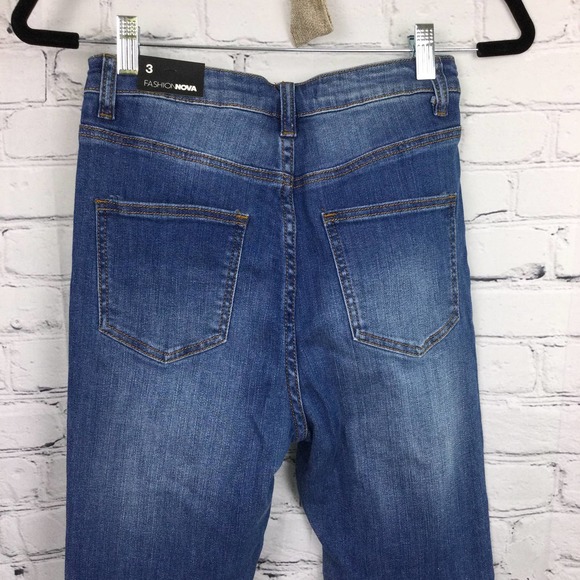 NWT Fashion Nova Dyanne Blue Medium Wash High Rise Denim Jean Juniors Size 3 - Picture 5 of 13